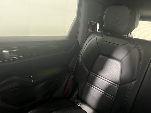 2023 Porsche Cayenne Base