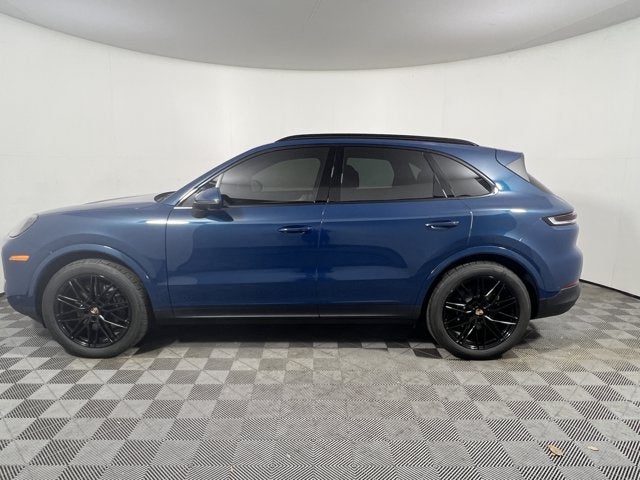 2025 Porsche Cayenne Base