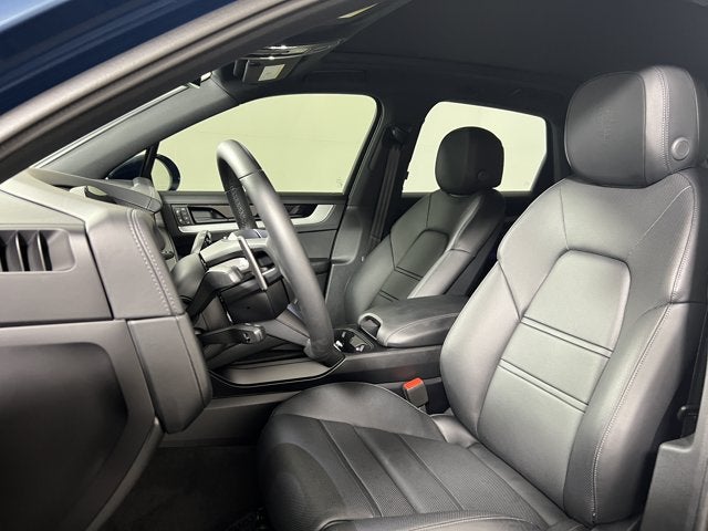 2025 Porsche Cayenne Base