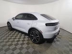 2024 Porsche Macan Electric 4