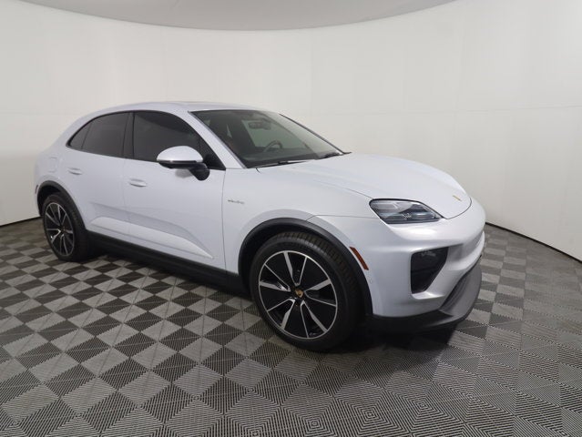 2024 Porsche Macan Electric 4