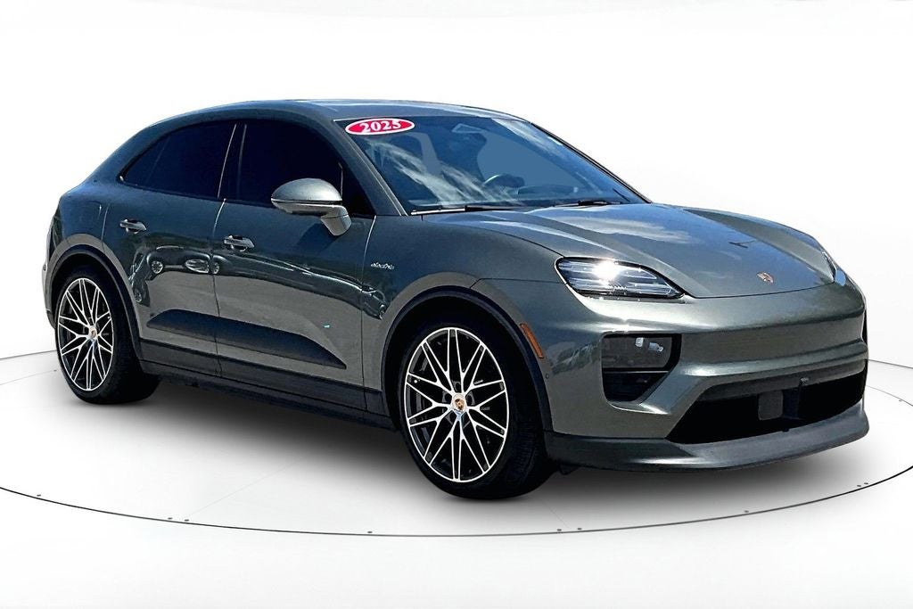 2025 Porsche Macan Electric 4