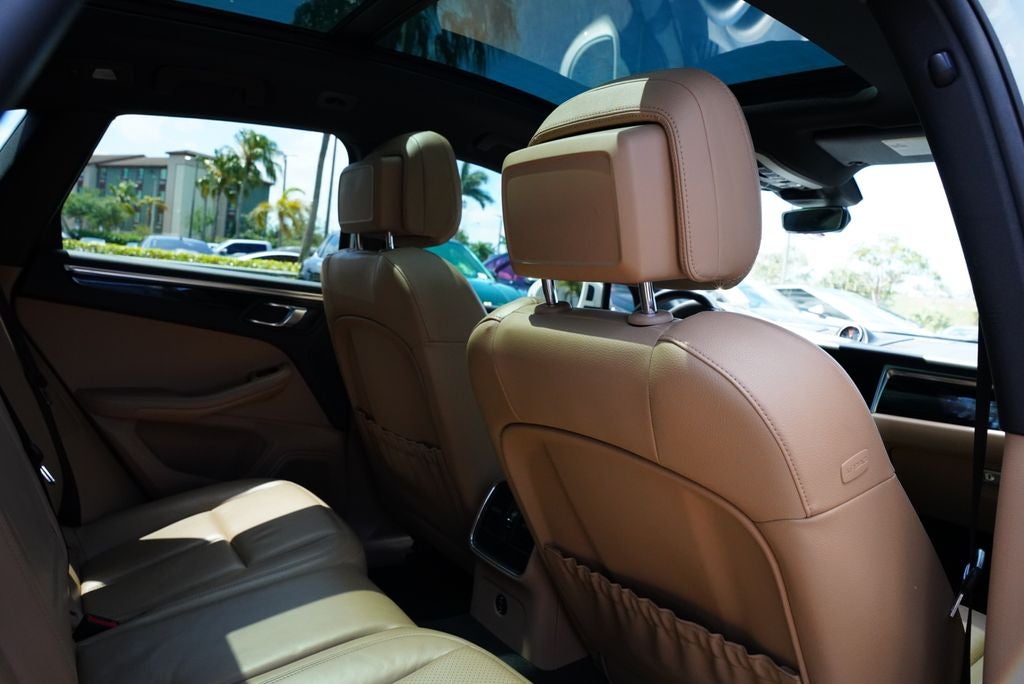 2021 Porsche Macan S