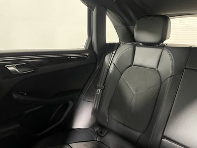 2016 Porsche Macan AWD 4dr S