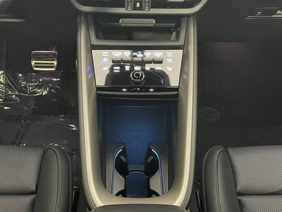 2025 Porsche Macan Electric Turbo