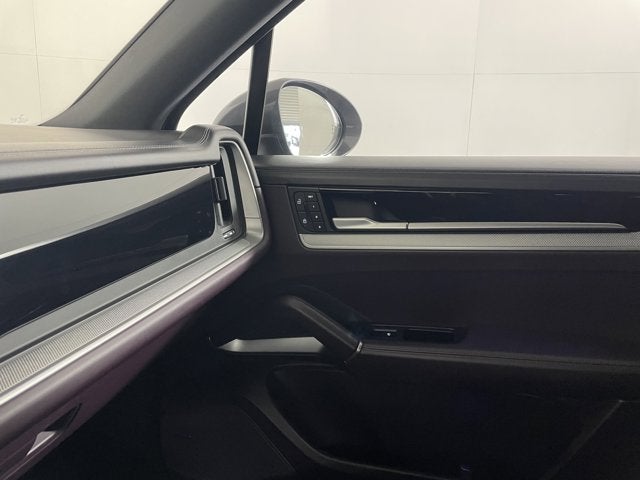 2025 Porsche Cayenne E-Hybrid