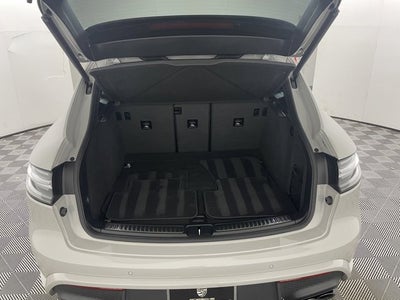 2024 Porsche Macan GTS