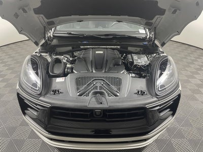 2024 Porsche Macan GTS