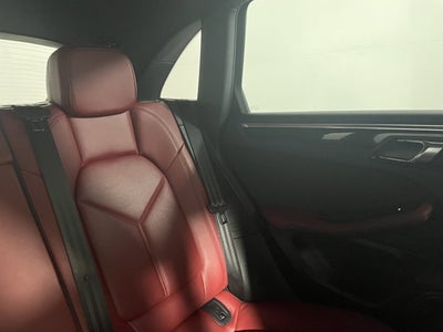 2025 Porsche Macan S