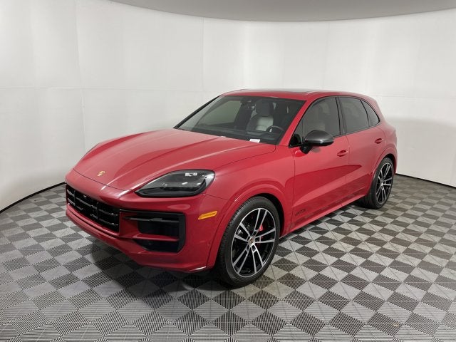 2025 Porsche Cayenne GTS