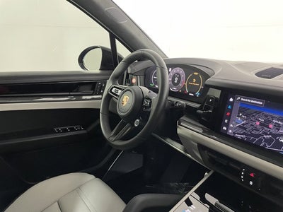 2025 Porsche Cayenne GTS