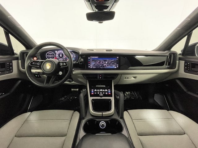 2025 Porsche Cayenne GTS