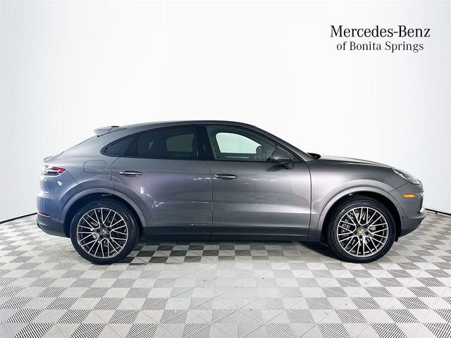 2021 Porsche Cayenne Base