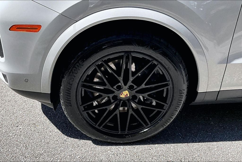 2024 Porsche Cayenne Coupe Base