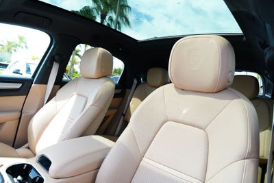 2022 Porsche Cayenne S