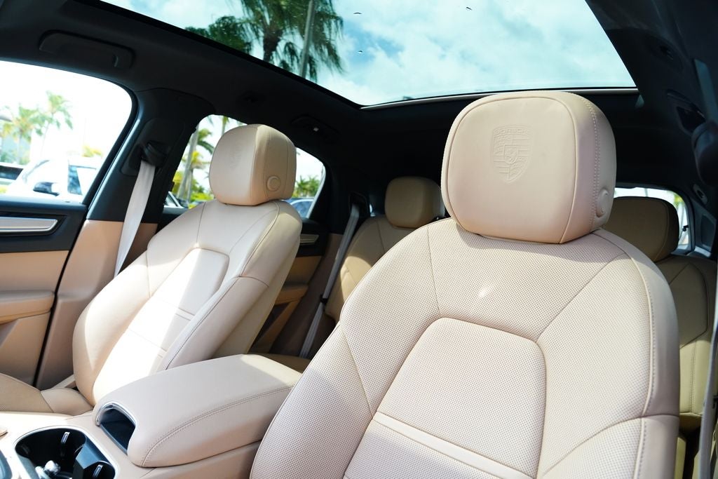 2022 Porsche Cayenne S