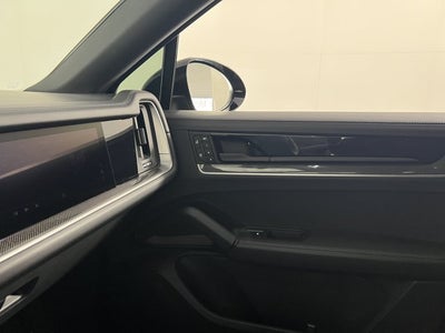 2024 Porsche Cayenne S E-Hybrid