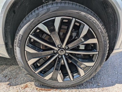 2026 Volvo XC90 Plus