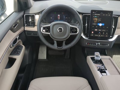 2026 Volvo XC90 Plus