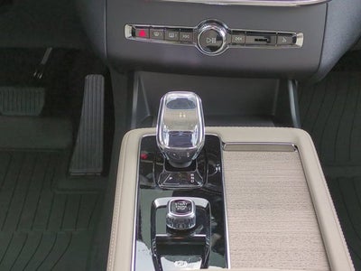 2026 Volvo XC90 Plus