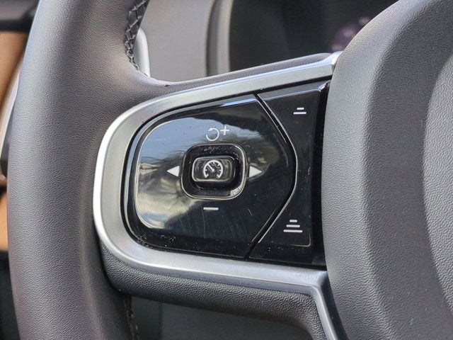 2023 Volvo XC90 Core