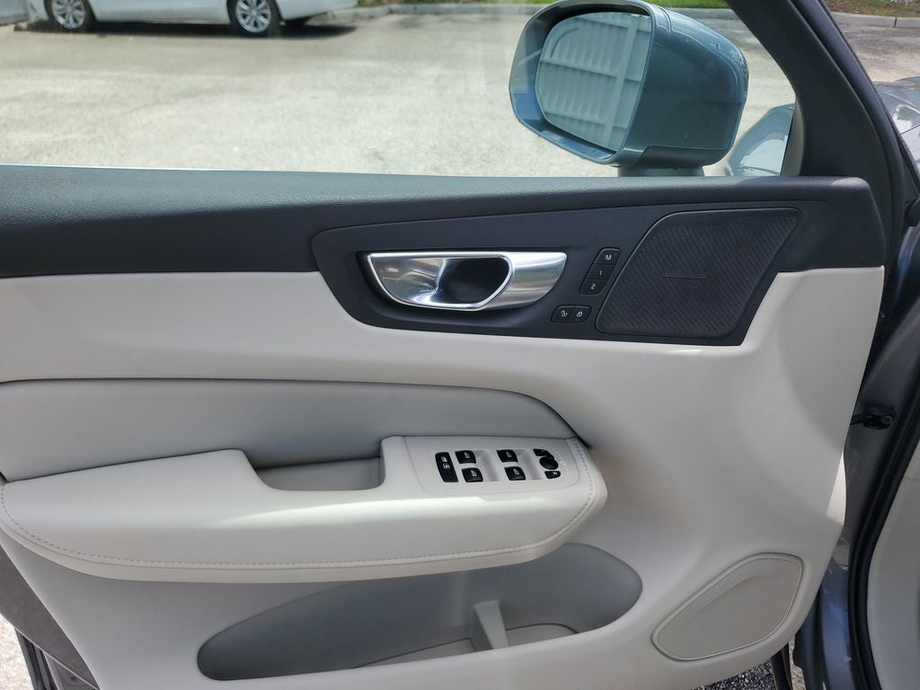 2021 Volvo XC60 T5 Inscription