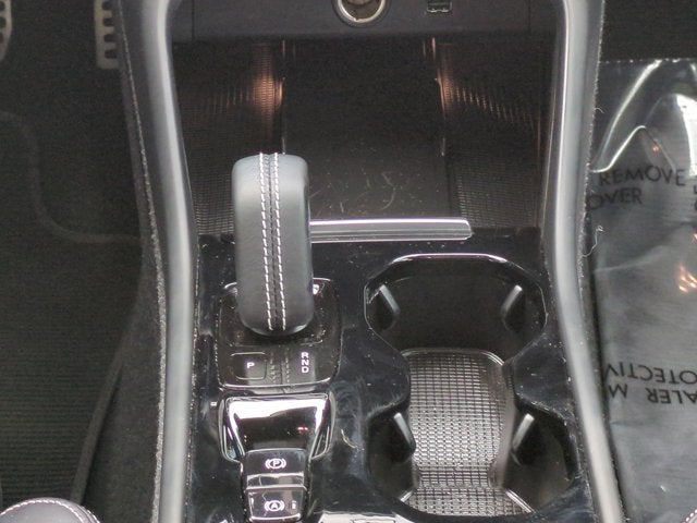 2021 Volvo XC40 R-Design