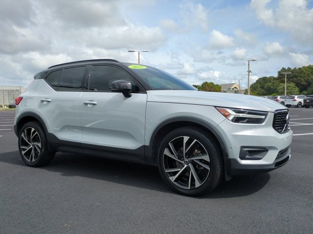 2021 Volvo XC40 R-Design