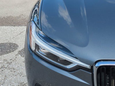 2021 Volvo XC60 Momentum