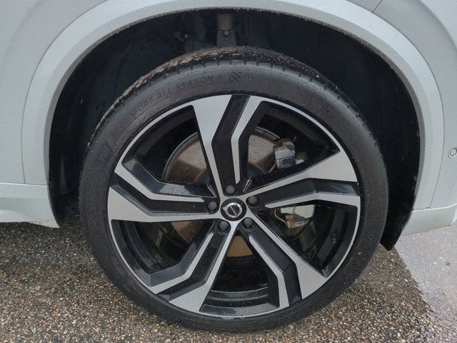 2021 Volvo XC90 R-Design