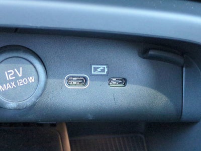 2024 Volvo XC40 Recharge Pure Electric Plus