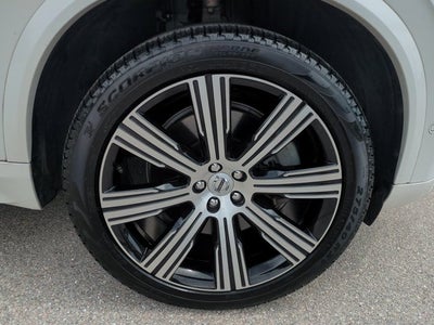 2024 Volvo XC90 Recharge Plug-In Hybrid Plus Bright Theme