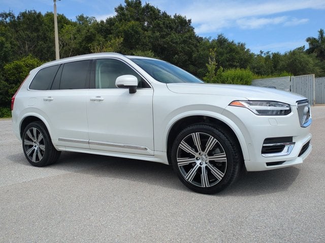 2024 Volvo XC90 Recharge Plug-In Hybrid Plus Bright Theme