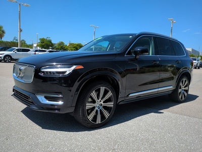 2025 Volvo XC90 Plug-In Hybrid Plus