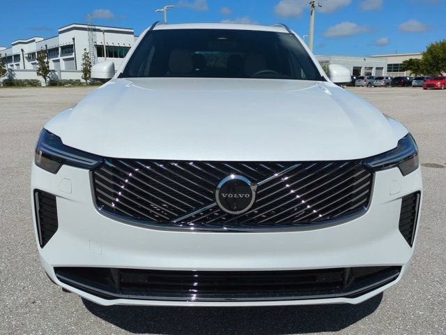 2026 Volvo XC90 Plug-In Hybrid Plus