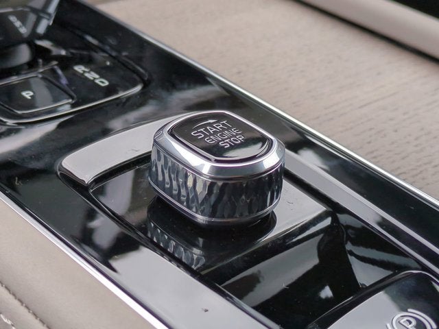 2026 Volvo XC90 Plug-In Hybrid Core