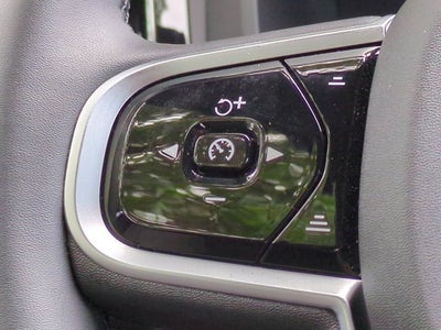 2026 Volvo XC60 Plug-In Hybrid Plus