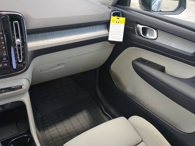 2026 Volvo XC40 Plus