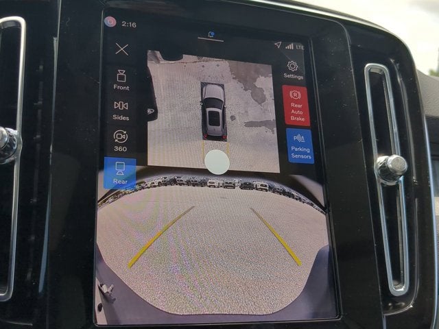 2026 Volvo XC40 Plus