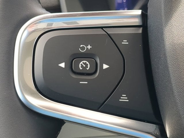 2026 Volvo XC40 Plus