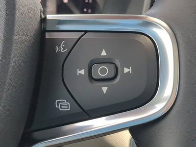 2026 Volvo XC40 Plus