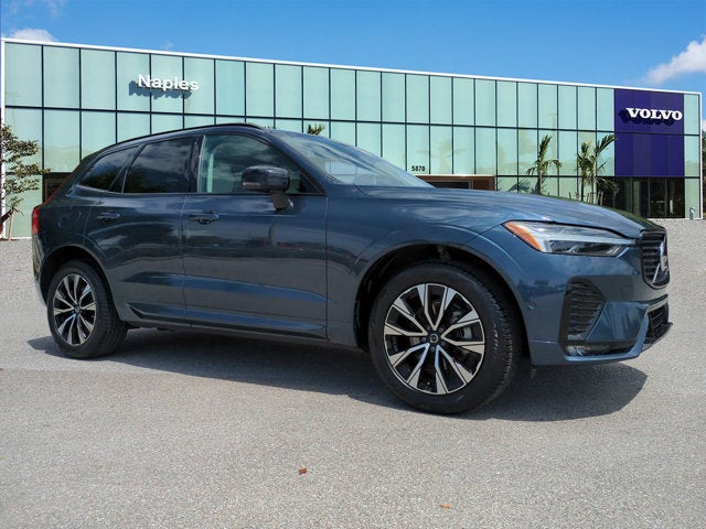 2023 Volvo XC60 Plus Dark Theme