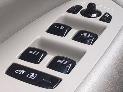 2024 Volvo XC90 Core Bright Theme