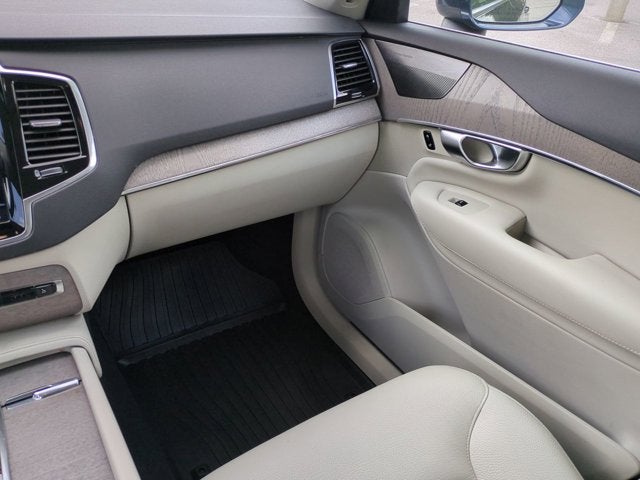 2023 Volvo XC90 Plus