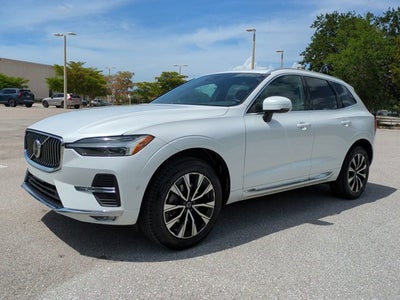 2023 Volvo XC60 Plus Bright Theme