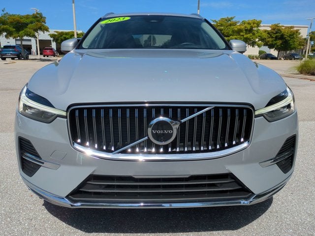 2023 Volvo XC60 Plus Bright Theme