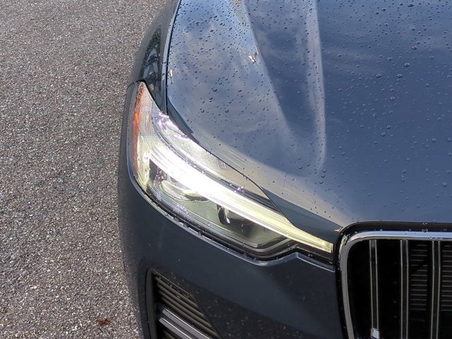 2023 Volvo XC60 Ultimate Bright Theme