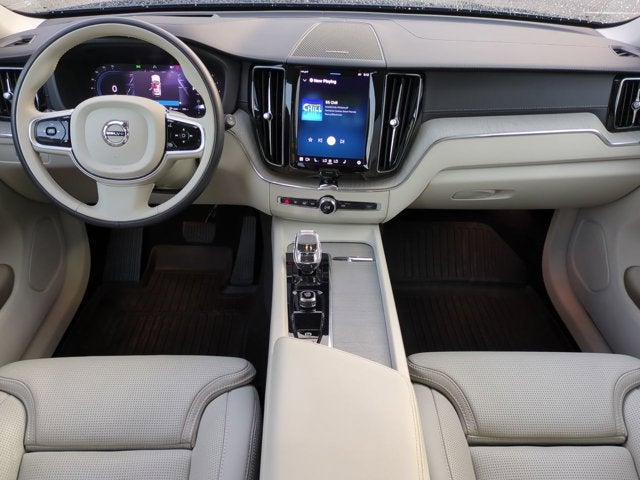 2023 Volvo XC60 Ultimate Bright Theme