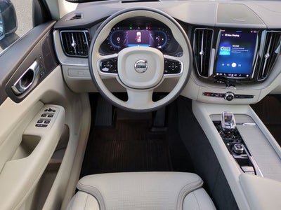 2023 Volvo XC60 Ultimate Bright Theme