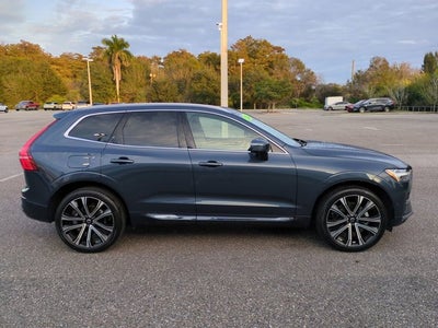 2023 Volvo XC60 Ultimate Bright Theme
